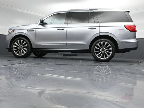 Used 2020 Lincoln Navigator Reserve w/ Luxury Package AWD/4WD image 43
