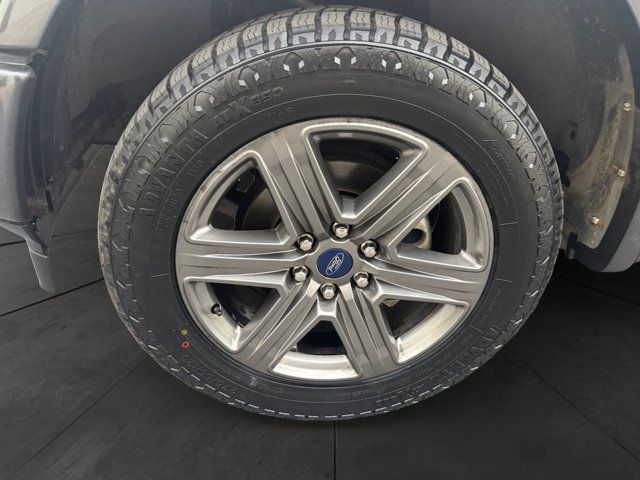 Used 2020 Ford F150 Lariat w/ Equipment Group 502A Luxury AWD/4WD image 9