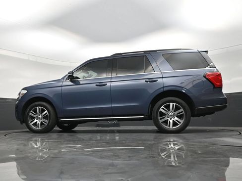 Used 2023 Ford Expedition XLT RWD image 21