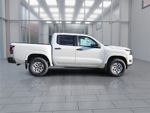 New 2026 Nissan Frontier S image 9