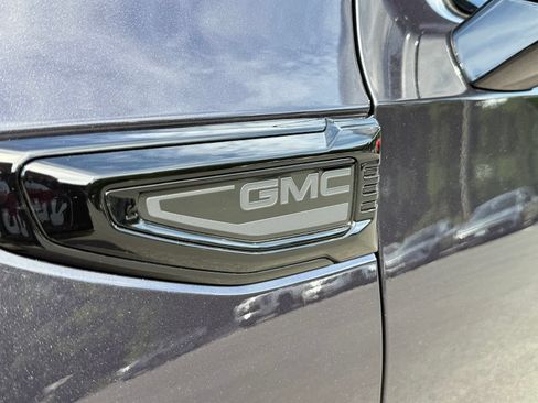 Certified 2026 GMC Yukon AT4 Ultimate AWD/4WD image 8