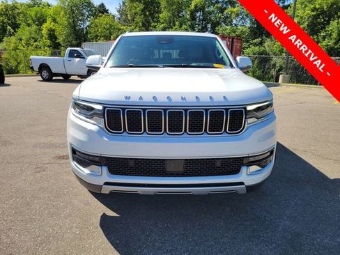 Used 2022 Jeep Wagoneer Series II w/ Premium Group I AWD/4WD image 8