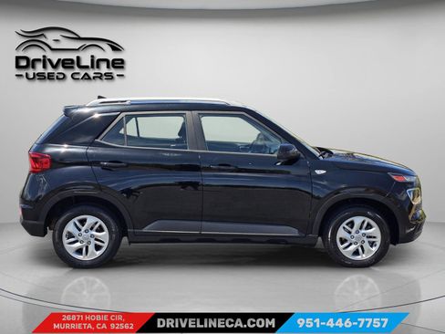 Used 2020 Hyundai Venue SEL w/ Convenience Package FWD image 13