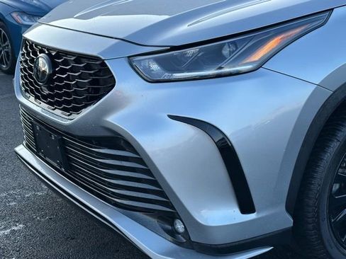 Used 2023 Toyota Highlander XSE image 8