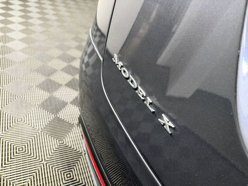 Used 2018 Tesla Model X 75D AWD/4WD image 12