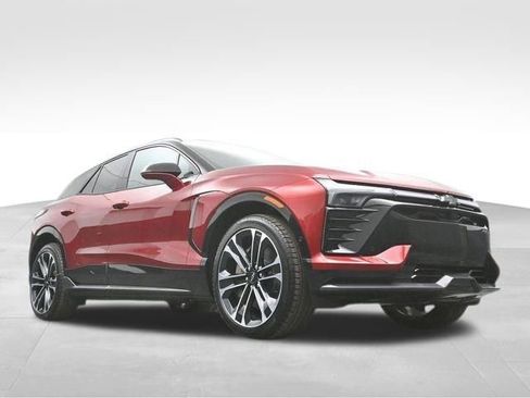 Used 2025 Chevrolet Blazer EV SS w/ LPO, All-Weather Mat Package image 44