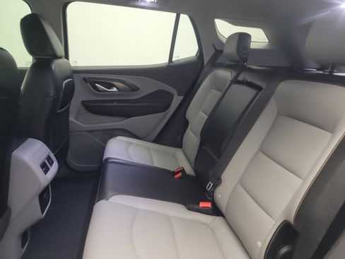 Used 2019 GMC Terrain SLT w/ Preferred Package FWD image 18