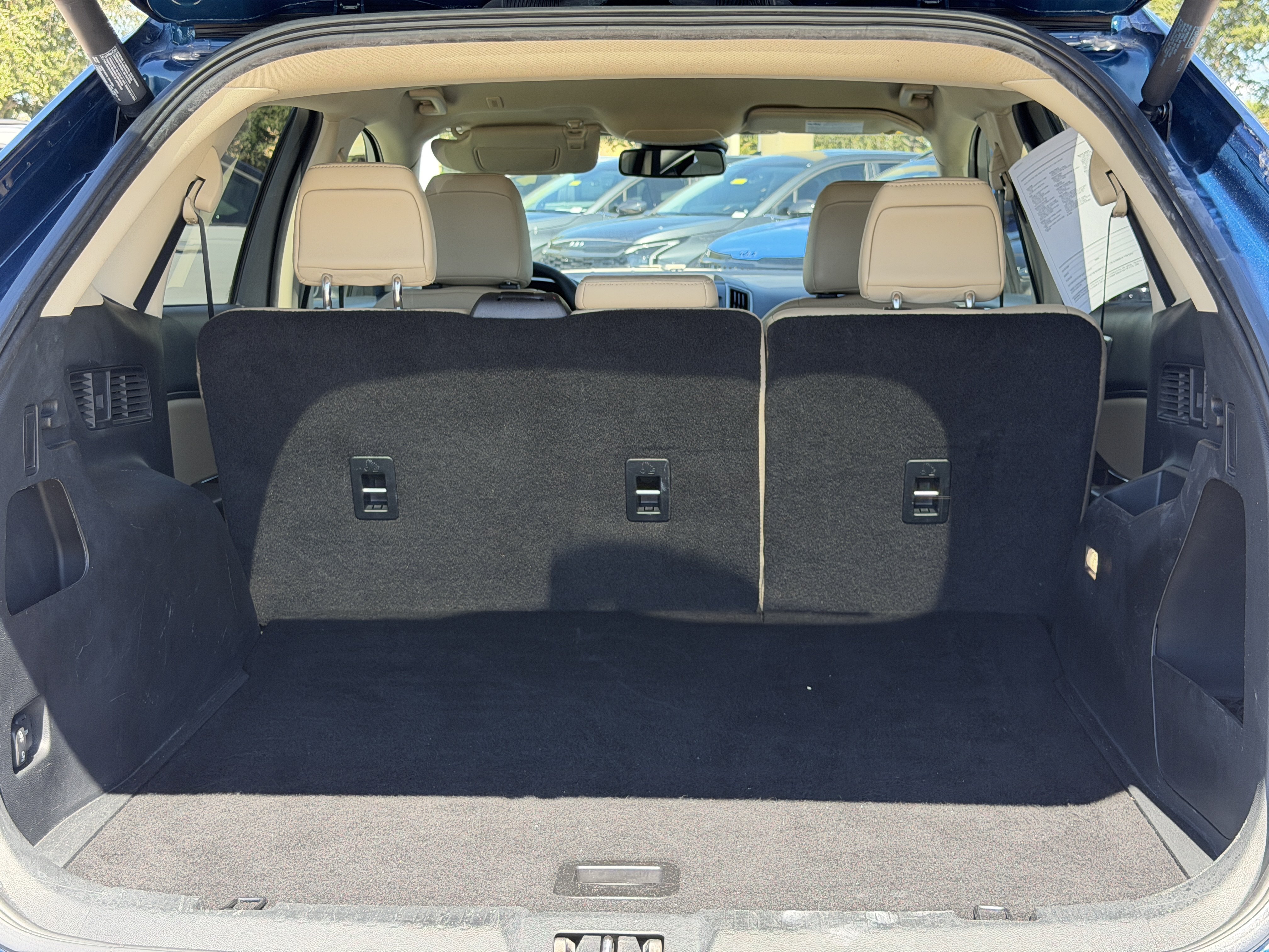 Used 2020 Ford Edge SEL w/ Convenience Package FWD image 10