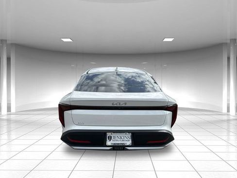 New 2025 Kia K4 EX image 4