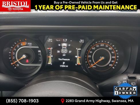 Used 2025 Jeep Wrangler Sport S image 23