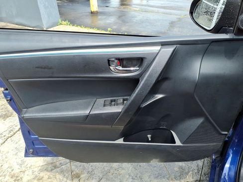 Used 2015 Toyota Corolla S FWD image 11