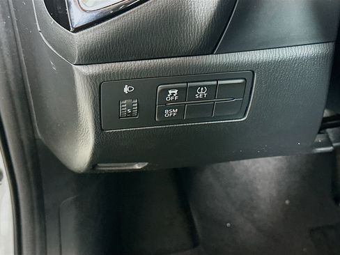 Used 2014 MAZDA MAZDA3 s Touring FWD image 17