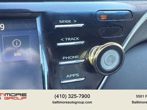 Used 2018 Toyota Camry SE image 38