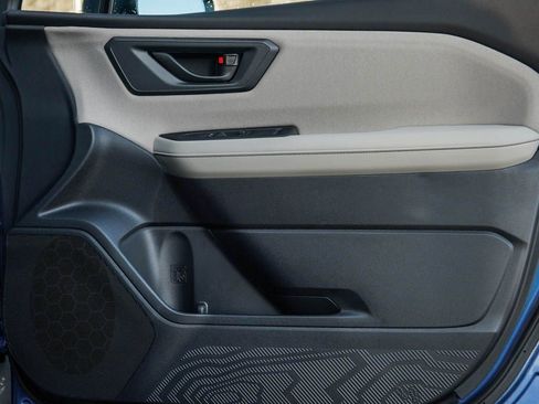New 2026 Subaru Forester AWD/4WD image 9