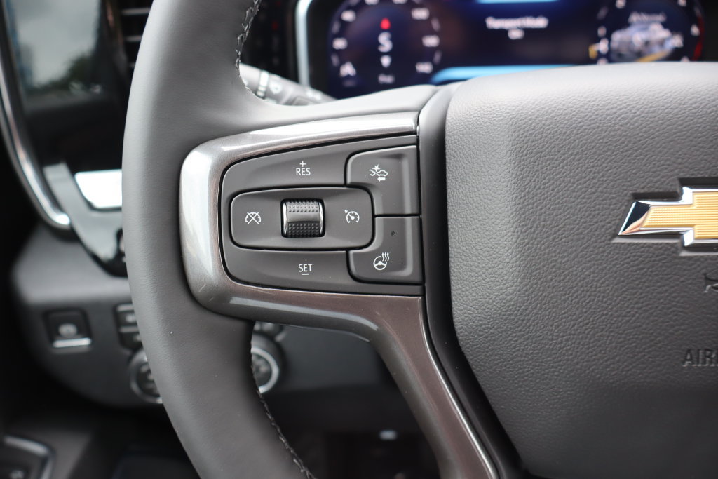 New 2026 Chevrolet Silverado 3500 High Country w/ High Country Premium Package AWD/4WD image 8