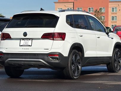Used 2024 Volkswagen Taos SE