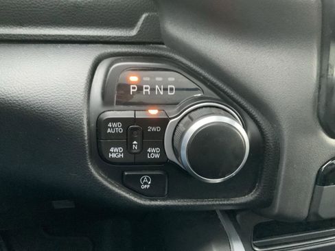 Used 2022 RAM 1500 Big Horn AWD/4WD image 33