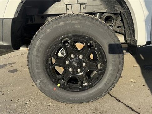 New 2025 Ford Ranger Lariat w/ FX4 Off-Road Package image 9