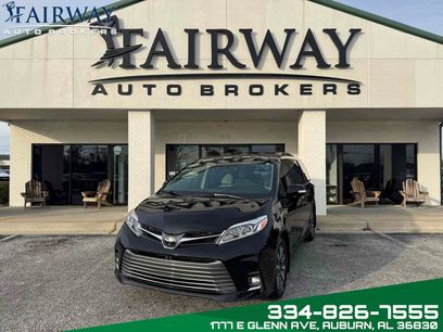 Used 2020 Toyota Sienna Limited Premium w/ Carpet Mat Package