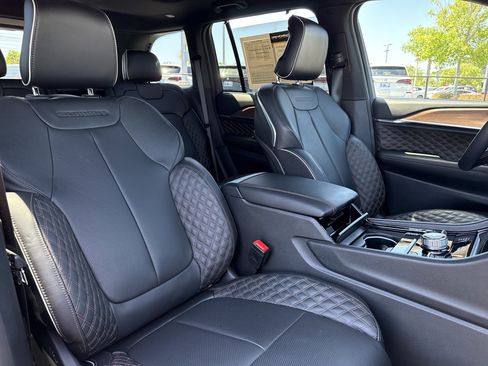 Used 2024 Jeep Grand Cherokee Summit w/ Adv Protech Group IV image 29