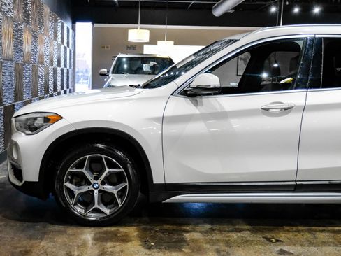 Used 2019 BMW X1 sDrive28i w/ Convenience Package FWD image 13