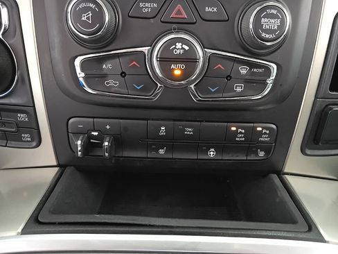 Used 2018 RAM 1500 Big Horn AWD/4WD image 23