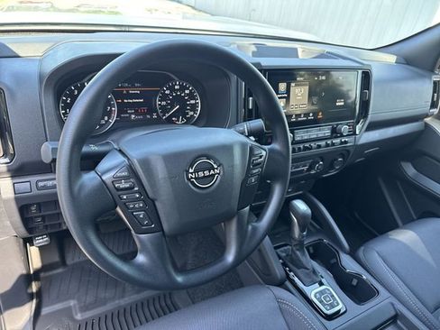 New 2026 Nissan Frontier SV AWD/4WD image 15