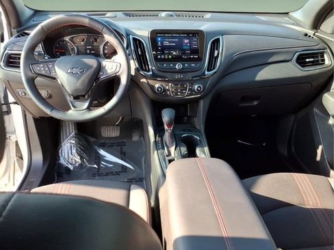 Used 2024 Chevrolet Equinox RS FWD image 13