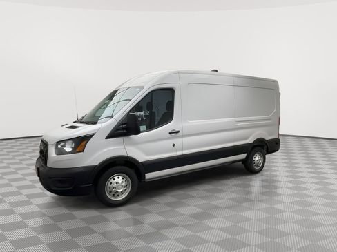 New 2026 Ford Transit 250 148 Medium Roof Extended AWD image 31
