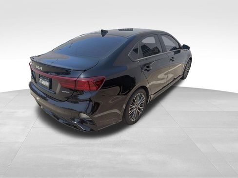 Used 2023 Kia Forte GT-Line w/ GT-Line Premium Package FWD image 3