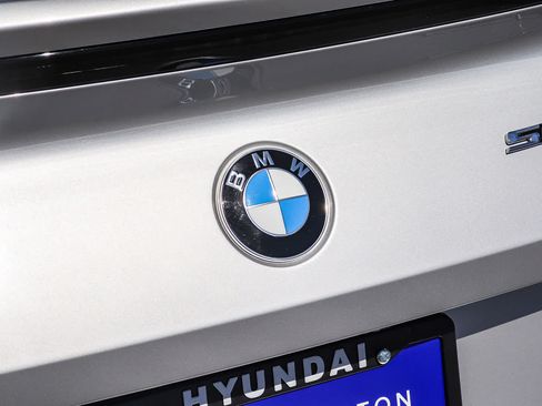Used 2021 BMW Z4 sDrive30i w/ M Sport Package RWD image 11