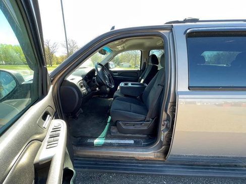 Used 2007 Chevrolet Suburban LS AWD/4WD image 21