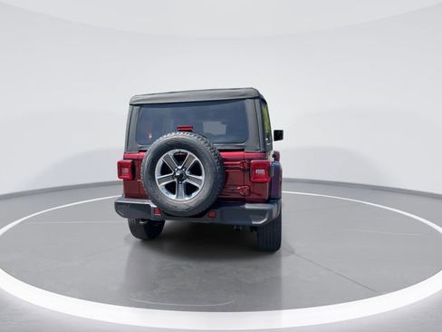 Used 2022 Jeep Wrangler Unlimited Sahara w/ Cold Weather Group image 7