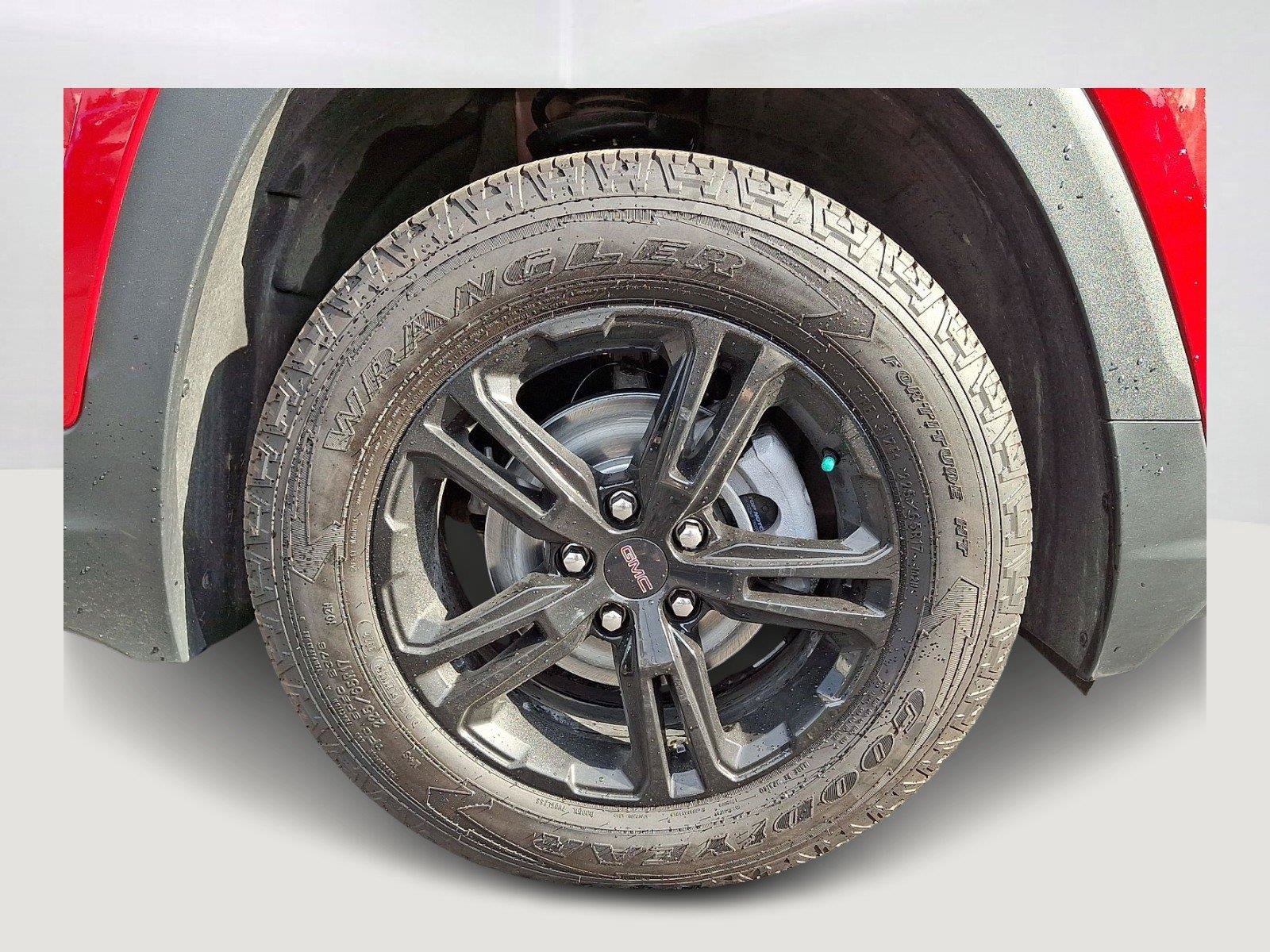 Used 2023 GMC Terrain AT4 AWD/4WD image 8