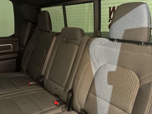 Used 2021 RAM 1500 Big Horn AWD/4WD image 9