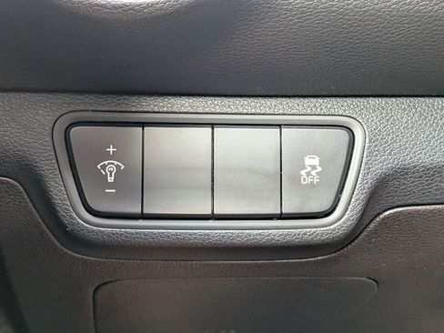 Used 2022 Kia Forte LXS image 26