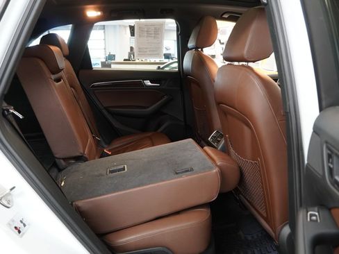 Used 2015 Audi Q5 2.0T Premium Plus w/ Technology Package image 31