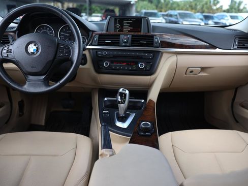 Used 2014 BMW 320i Sedan RWD image 21