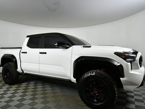 Certified 2025 Toyota Tacoma TRD Pro image 9
