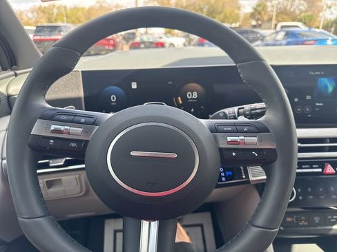 Used 2026 Hyundai Tucson Limited image 17