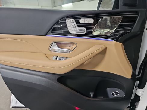 New 2026 Mercedes-Benz GLS 450 4MATIC image 29