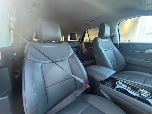 New 2026 Ford Explorer Active w/ Active Comfort Package image 23