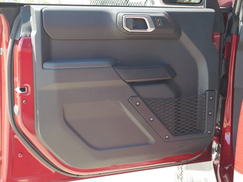 New 2026 Ford Bronco Outer Banks w/ Sasquatch Package AWD/4WD image 36