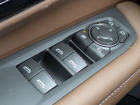 New 2025 Chevrolet Tahoe High Country AWD/4WD image 27