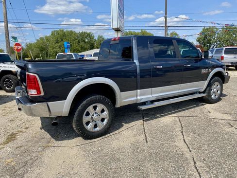Used 2015 RAM 2500 Laramie w/ Convenience Group AWD/4WD image 7
