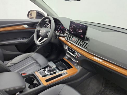 Used 2023 Audi Q5 2.0T Premium Plus w/ Premium Plus Package image 19