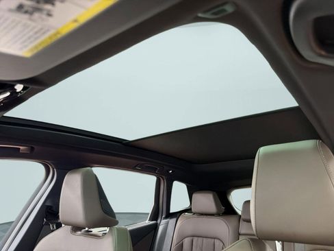 Used 2025 BMW X3 xDrive30i w/ Premium Package AWD/4WD image 14