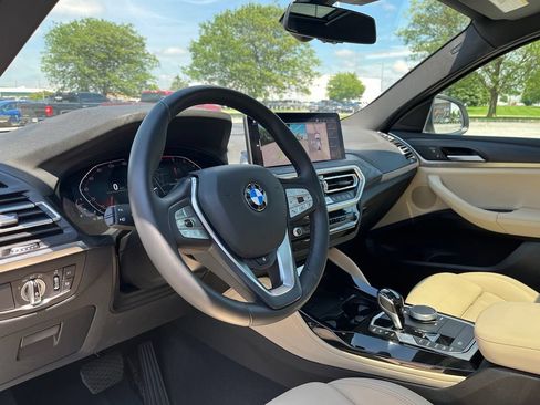 Used 2025 BMW X4 xDrive30i w/ Premium Package AWD/4WD image 31