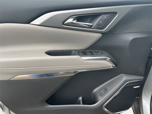 New 2026 Chevrolet Traverse LT w/ Enhanced Driving Package image 14