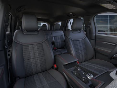 New 2026 Ford Explorer ST-Line w/ ST-Line Street Pack image 10